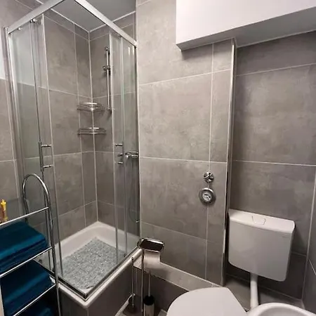Ferienwohnung Reeperbahn Ecke Grosse Freiheit Amburgo Esterno foto